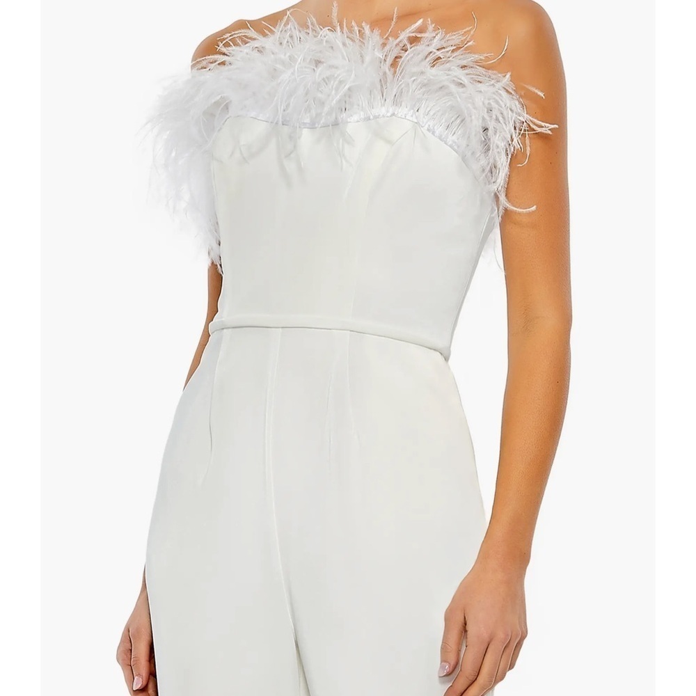 Mac Duggal white jumpsuit with feathers - Picture 4 of 10